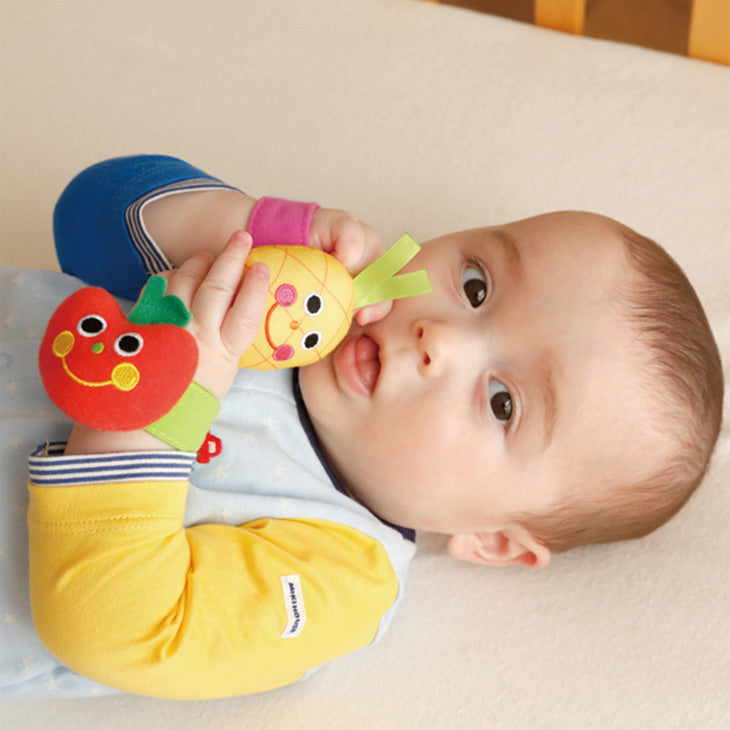 新生児におすすめsassy（サッシー）のにこにこリストラトルセット